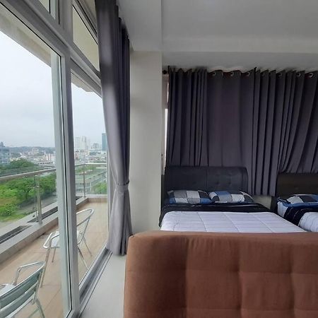 Smart Suite Balcony Riverine Κουτσίνγκ Εξωτερικό φωτογραφία