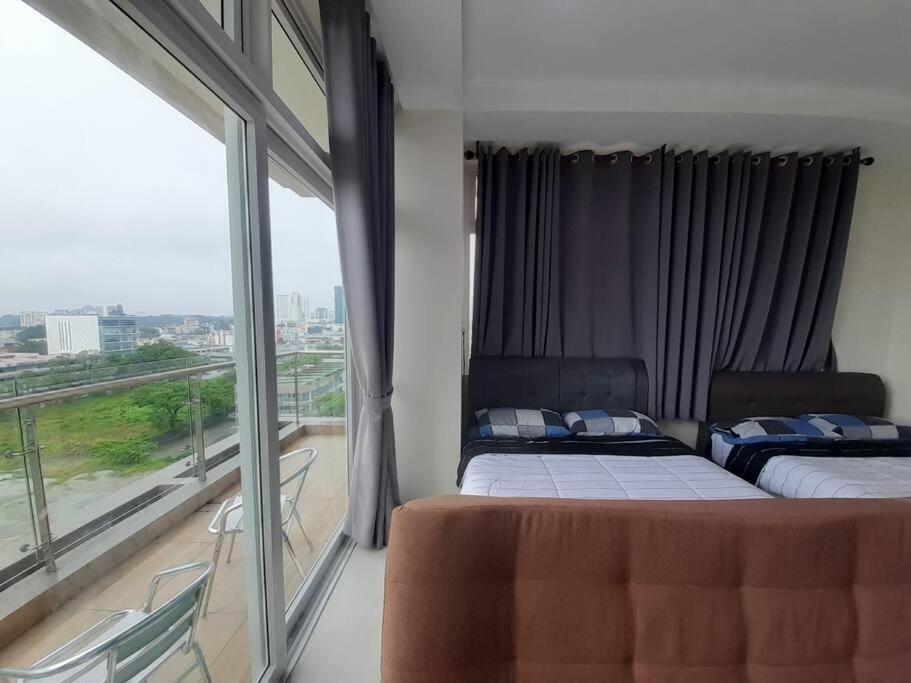 Smart Suite Balcony Riverine Κουτσίνγκ Εξωτερικό φωτογραφία